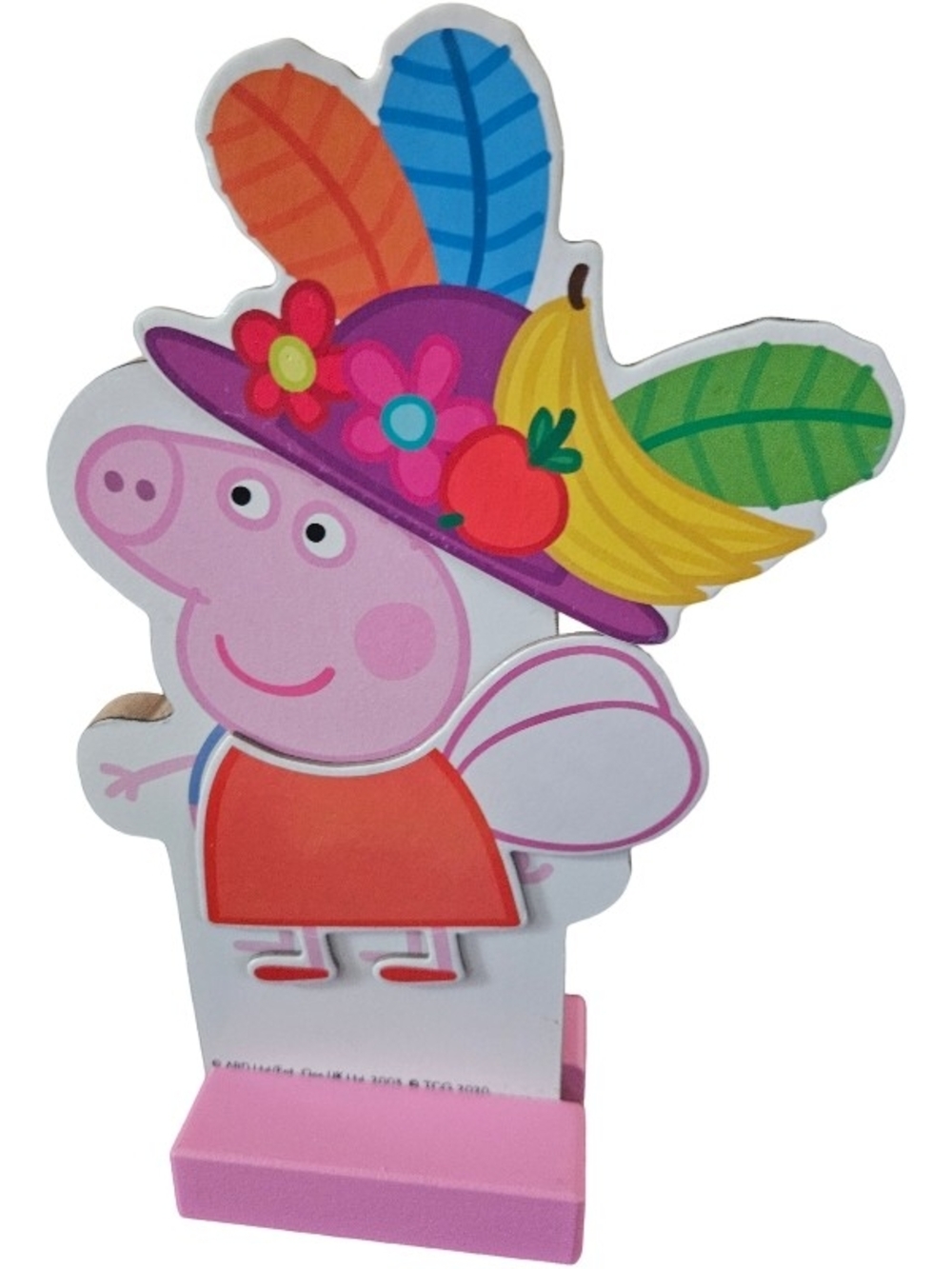Peppa Pig Magnetic Wood Dress Up Doll. Includes 24 Colorful Magnetic Wood Pieces